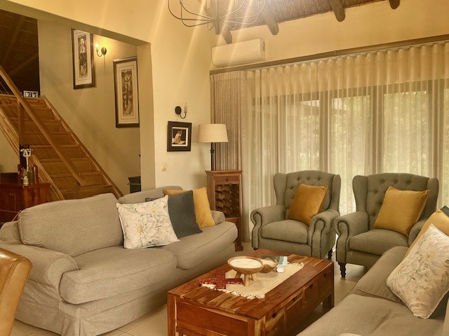 5 Bedroom Property for Sale in Lakeland North West